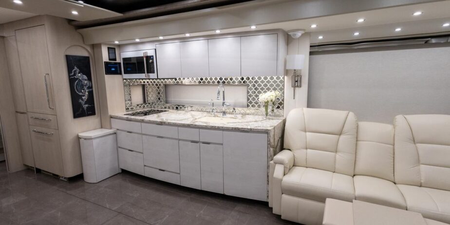 2024-Newell-P50-Interior-04