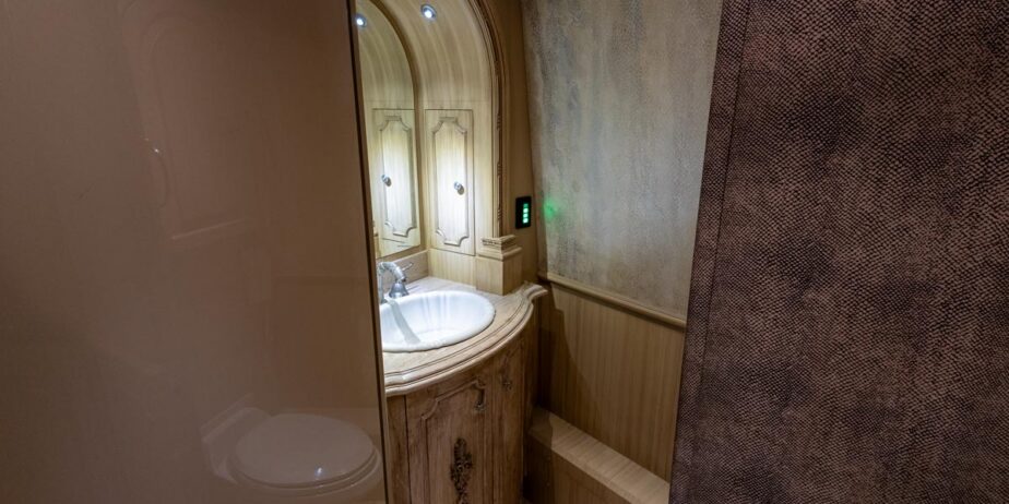 2485_Interior-11