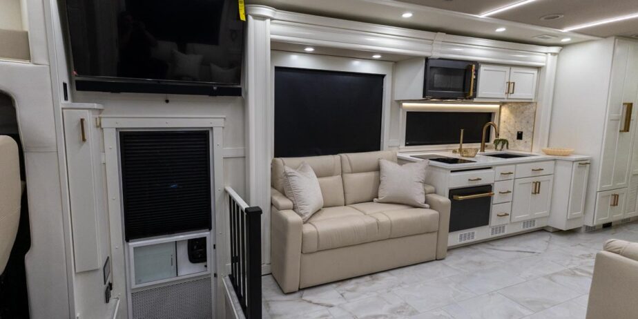 2674_Interior-05
