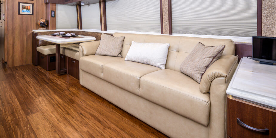 luxury-rv-marathon-coach-1367-4