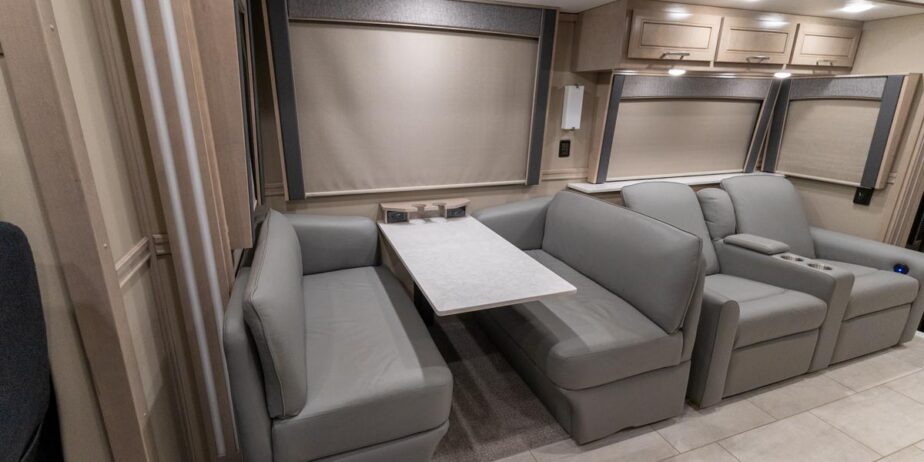 2825_Interior-103