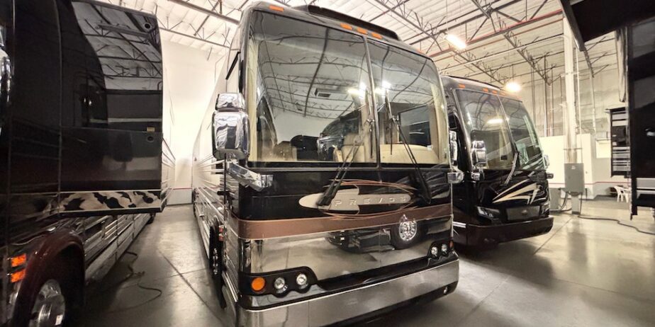 852606MrthXL-2-of-28