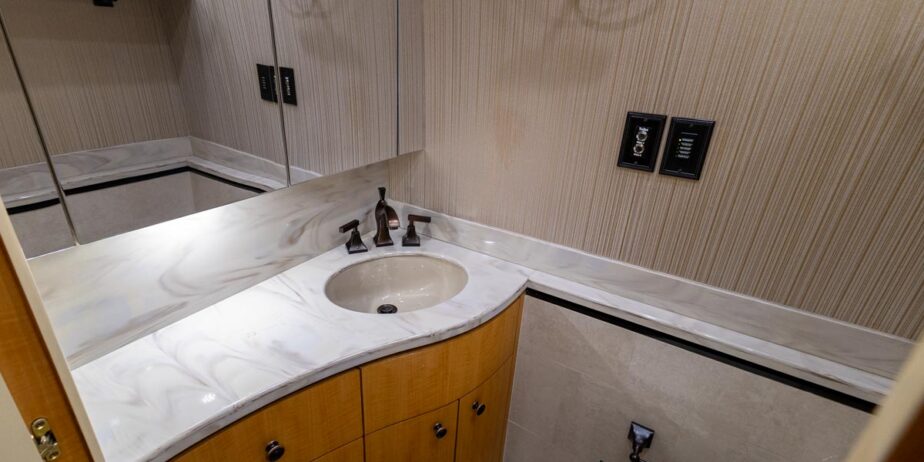 2883_Interior-109