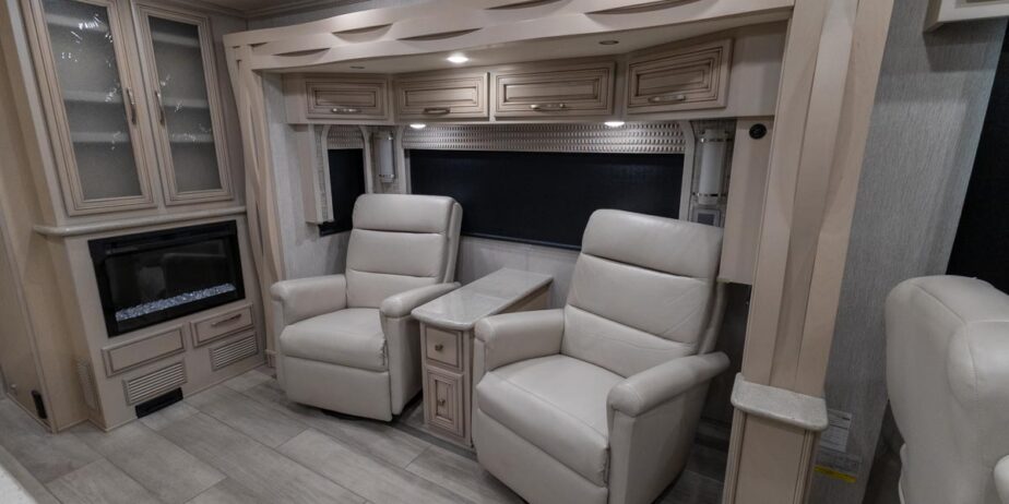 2923_Interior-103