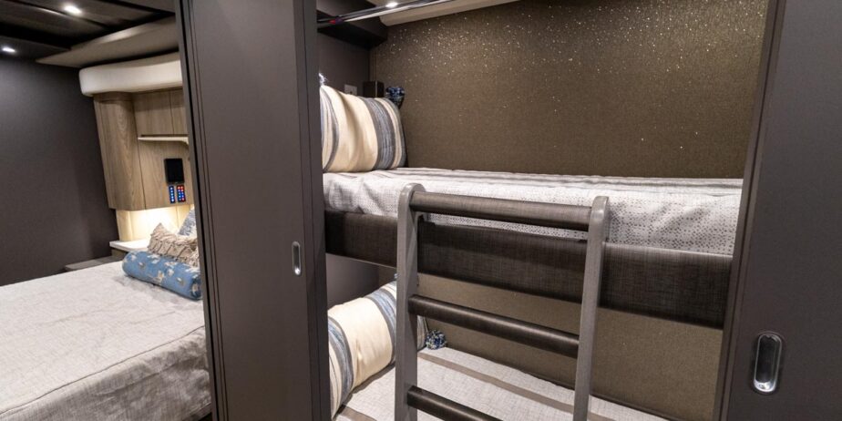 2932_Interior-113