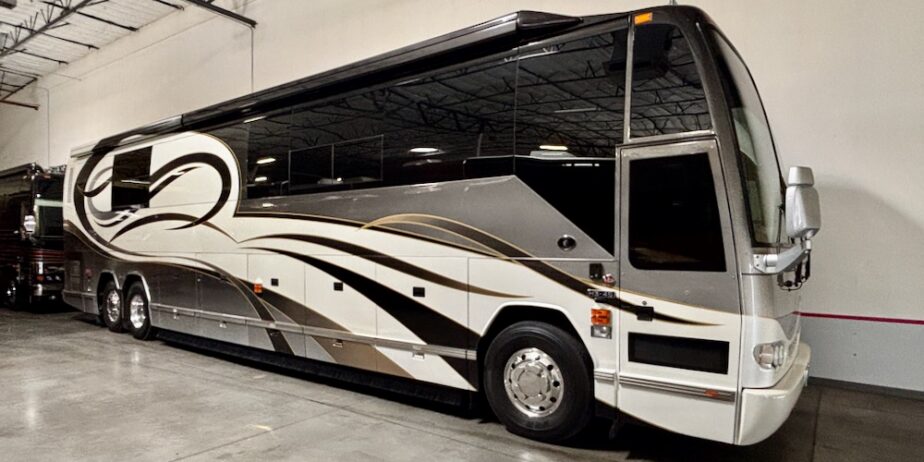 853905VNT-1-of-37-1