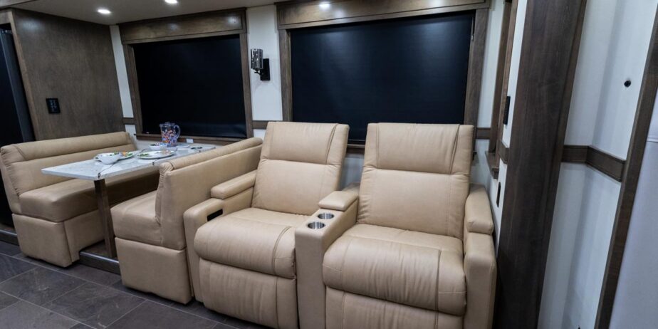 2832_Interior-104-1