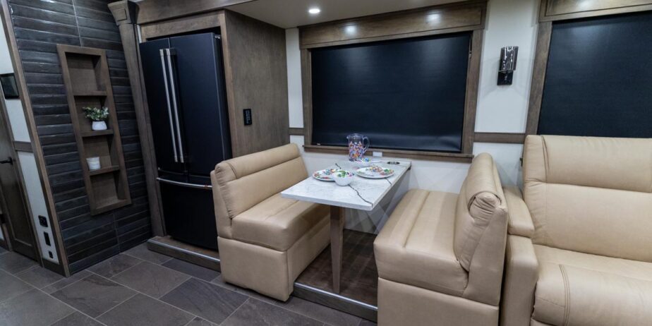 2832_Interior-105-1