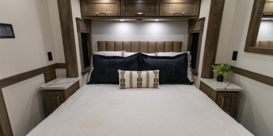2832_Interior-115