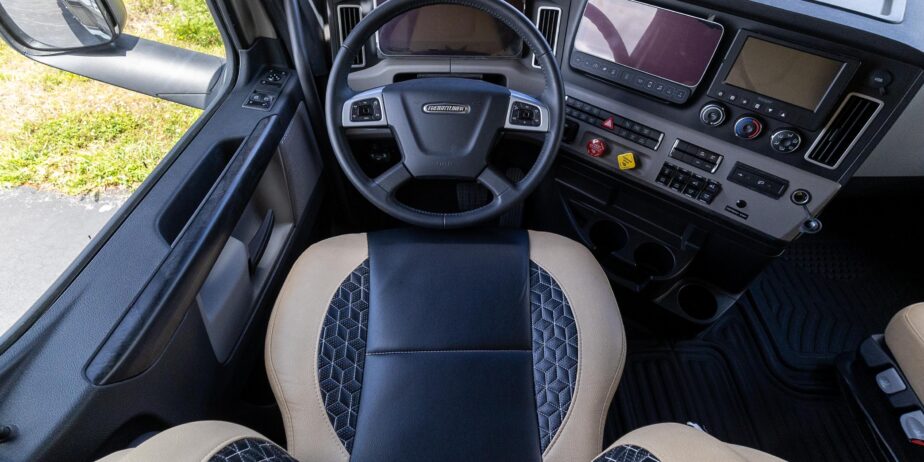 2856_Interior-101