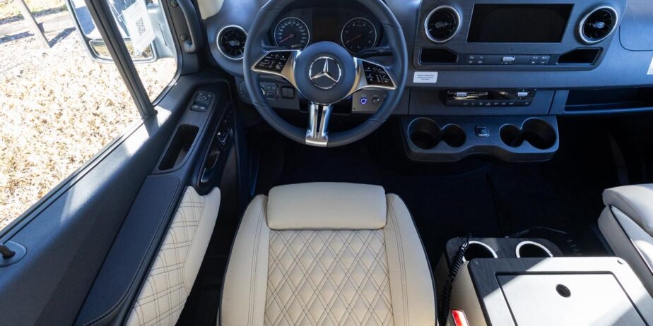 2741_Interior-1