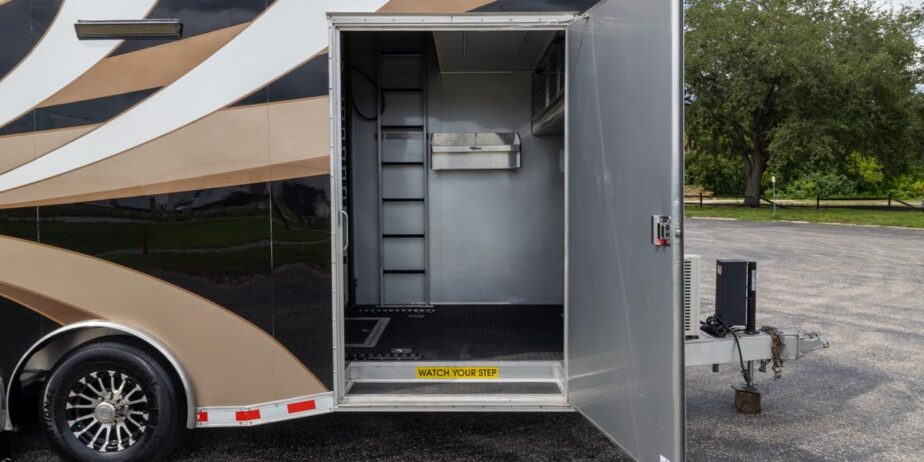 2998_Trailer-119