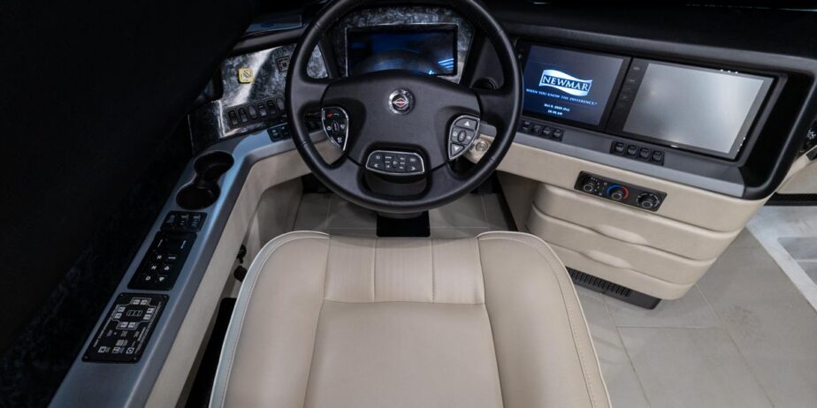3018_Interior-101